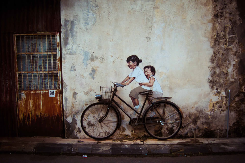 Ernest Zacharevic - George Town, Malaysia artist
